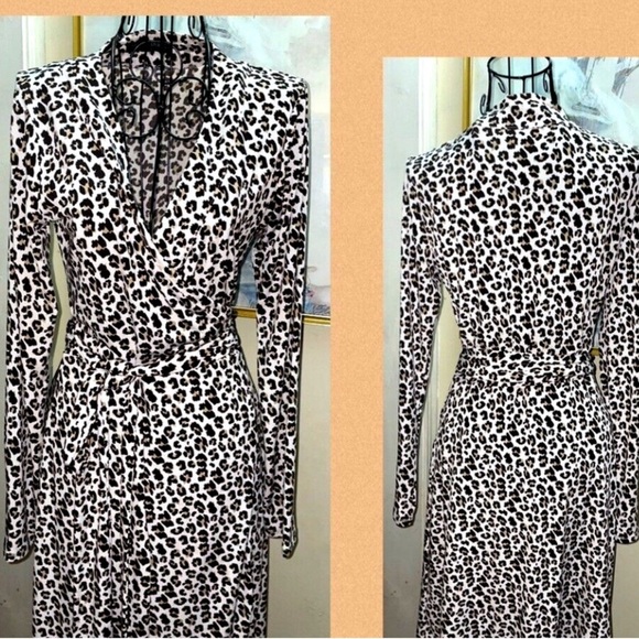 Banana Republic leopard wrap dress - Picture 5 of 8